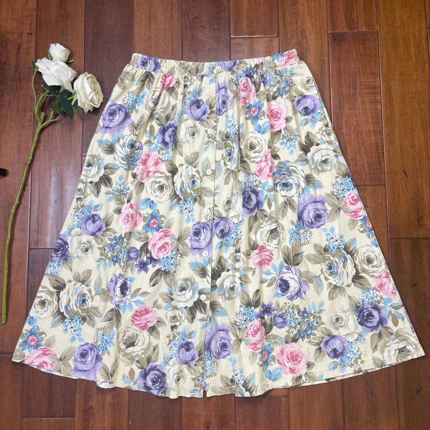 VINTAGE PASTEL FLORAL BUTTON-UP FLOWY MAXI SKIRT
