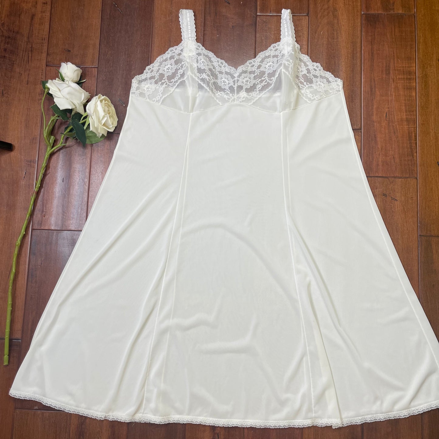 VINTAGE WHITE SLIP DRESS