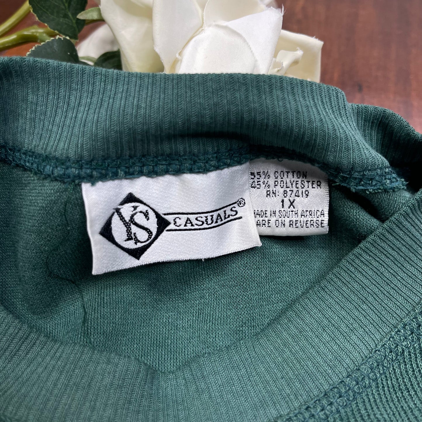 VINTAGE LIGHT RIBBED CREWNECK SWEATER