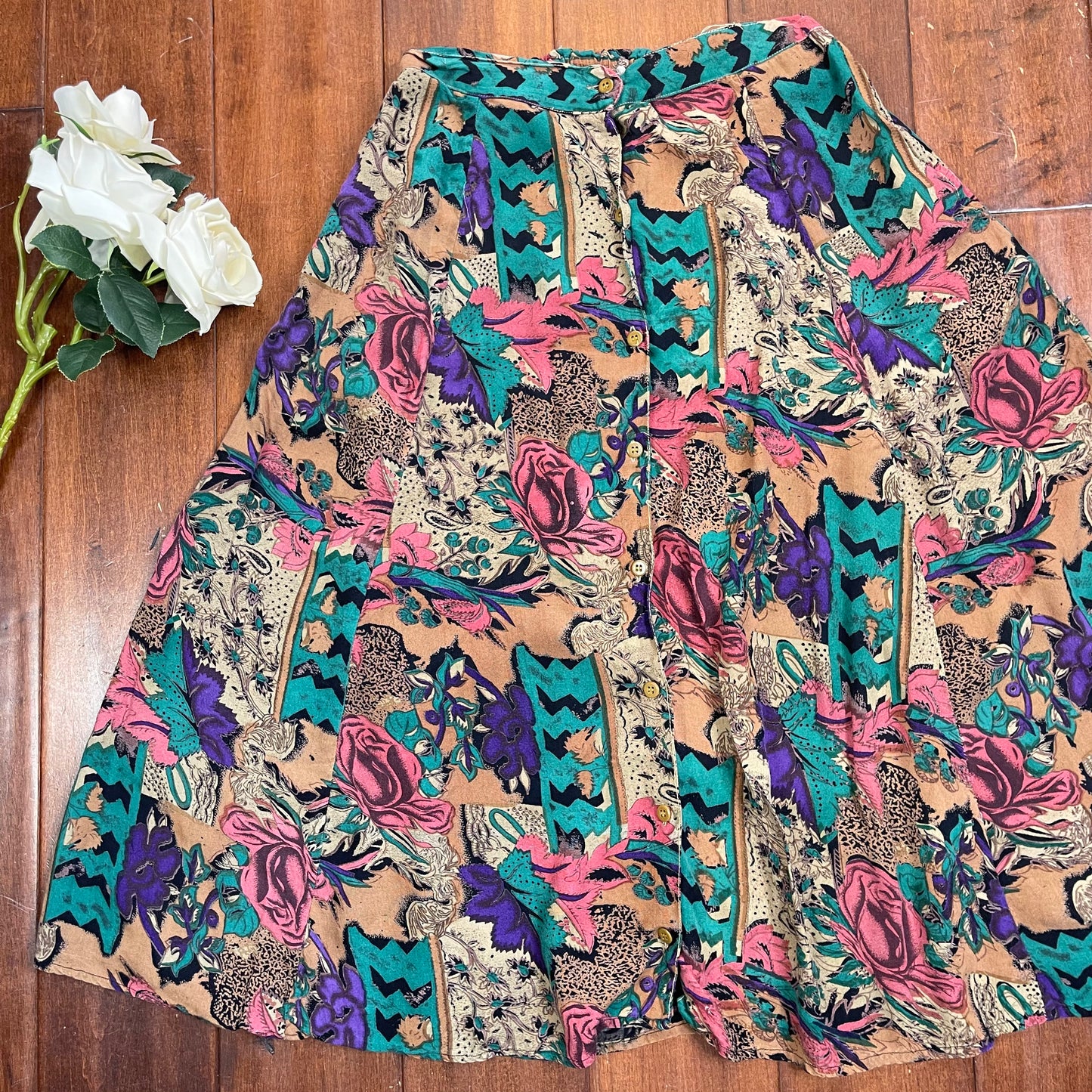 VINTAGE 80’S FLORAL FLARE SKIRT
