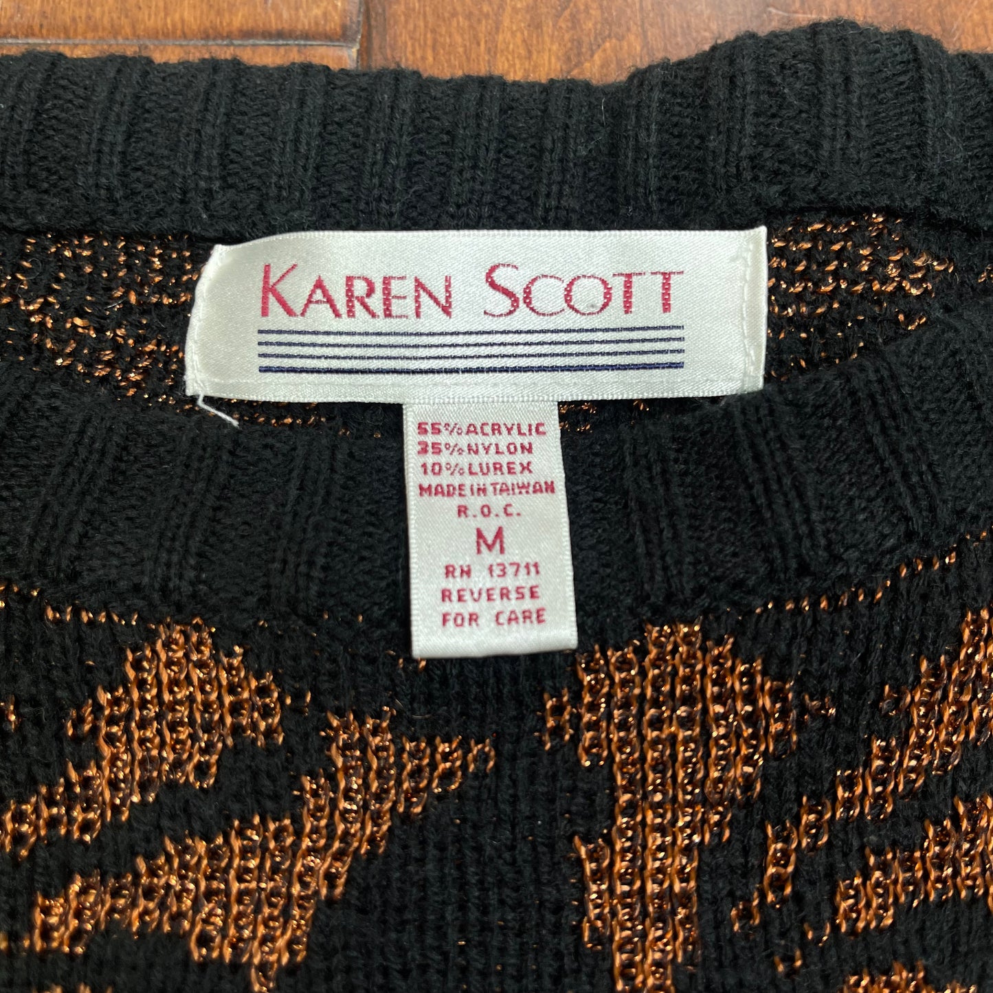 VINTAGE 80’S SWEATER