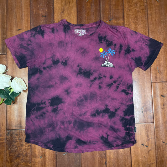 THRIFTED SKULL ISLAND TOP