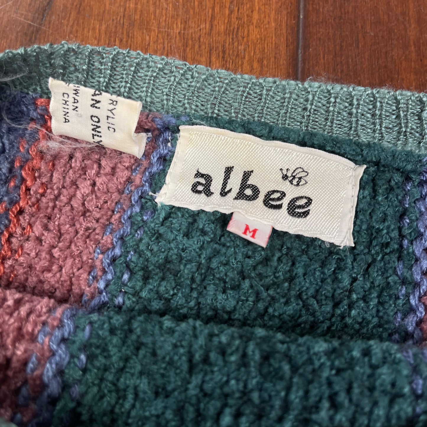 VINTAGE 80’S STRIPED SWEATER TOP