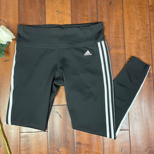 THRIFTED ADIDAS SWEATPANTS