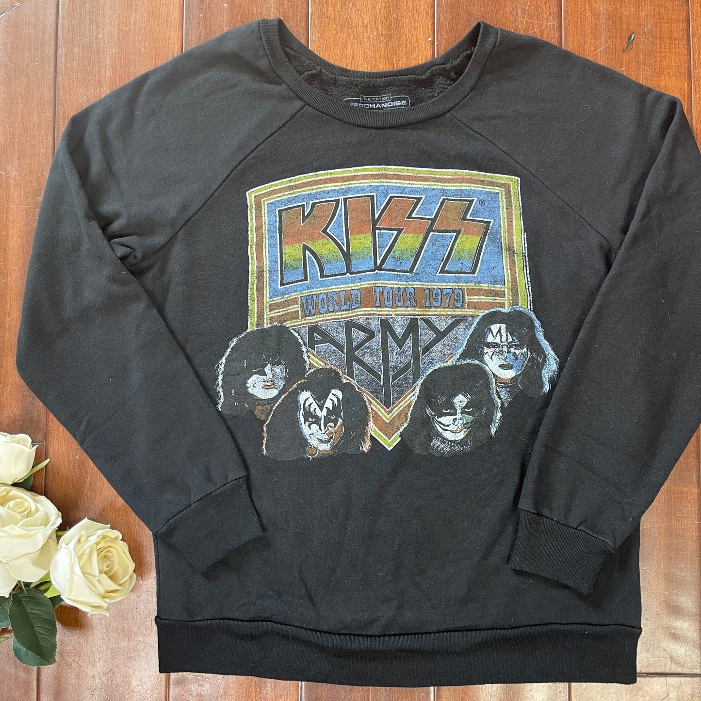 THRIFTED KISS LIGHT SWEATER