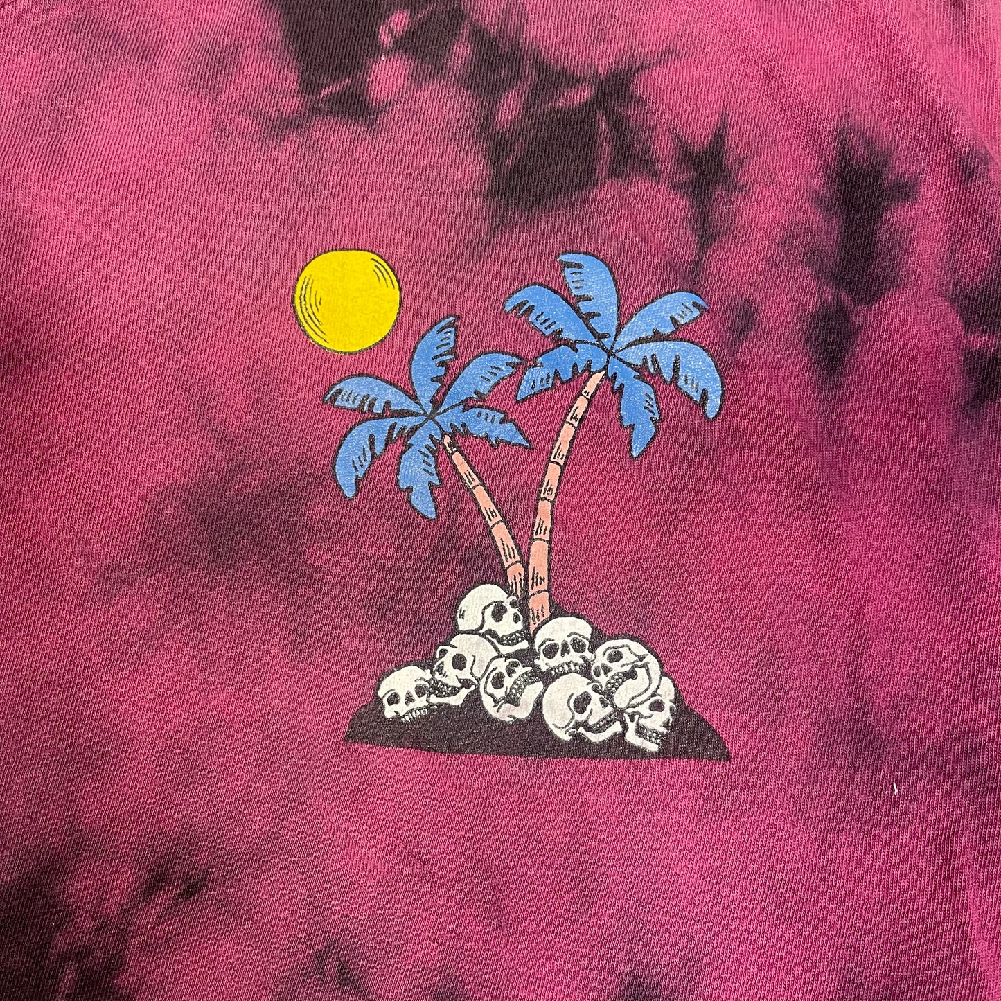 THRIFTED SKULL ISLAND TOP