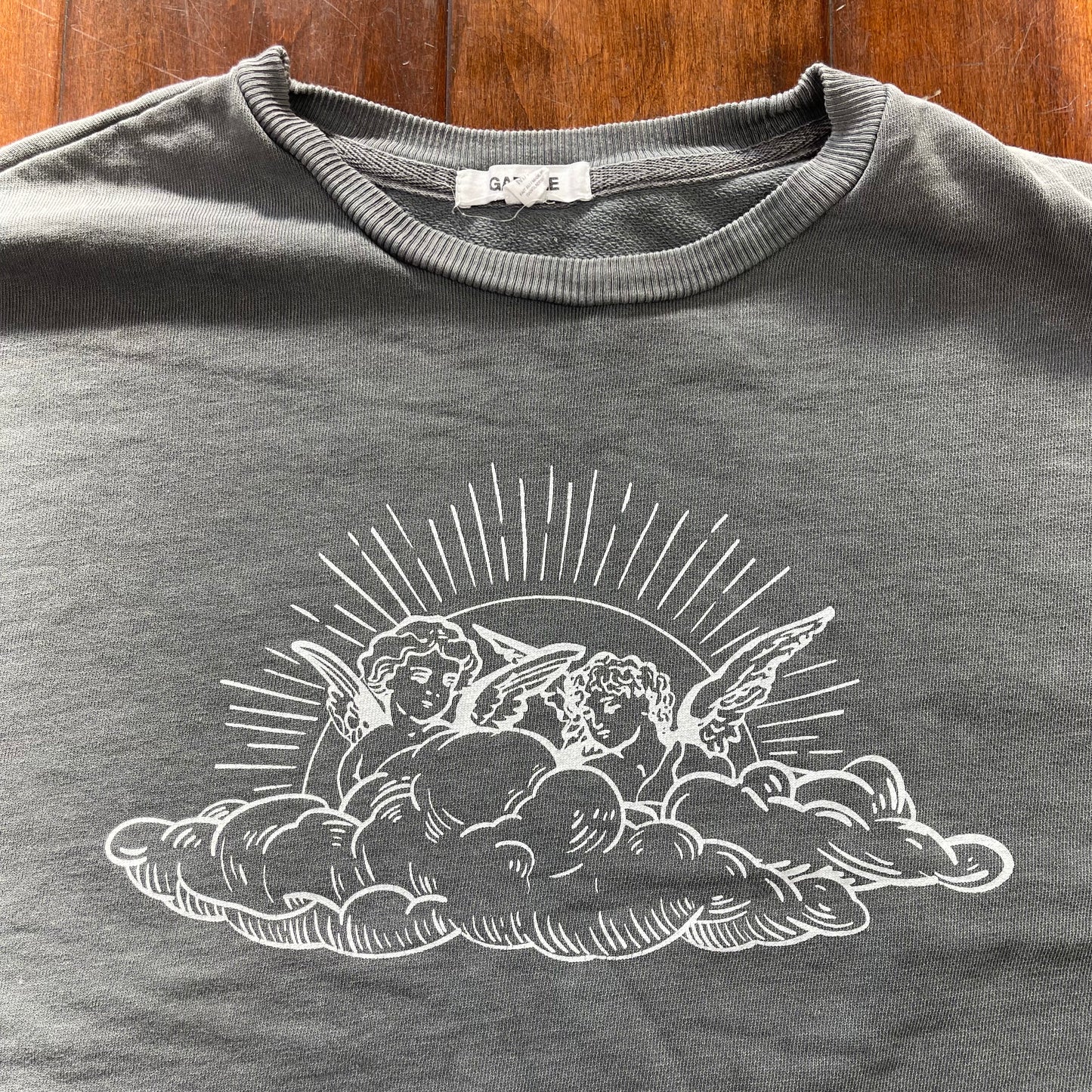 THRIFTED ANGEL CROPPED LIGHT SWEATER