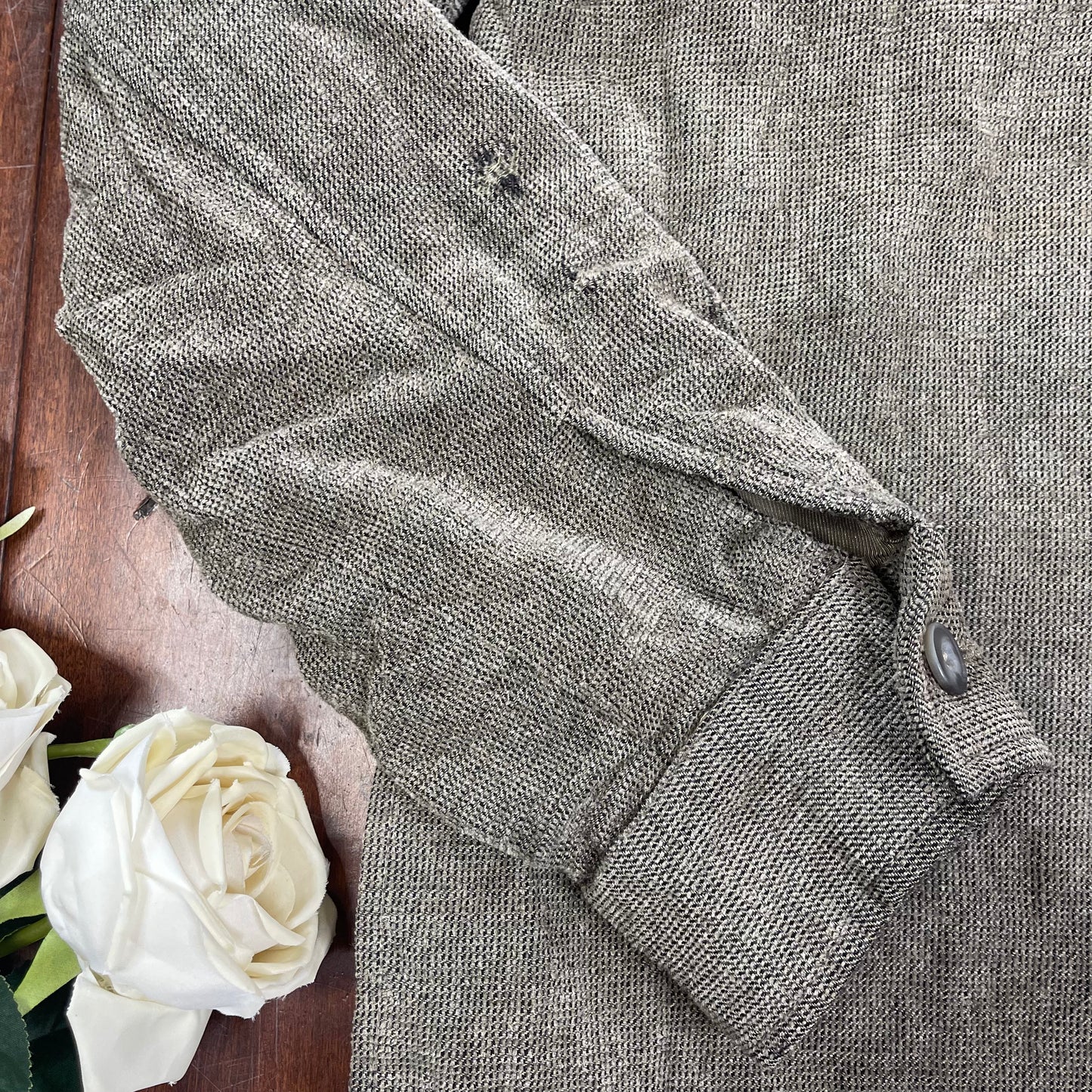 VINTAGE ITALIAN COAT STYLE BUTTON-UP