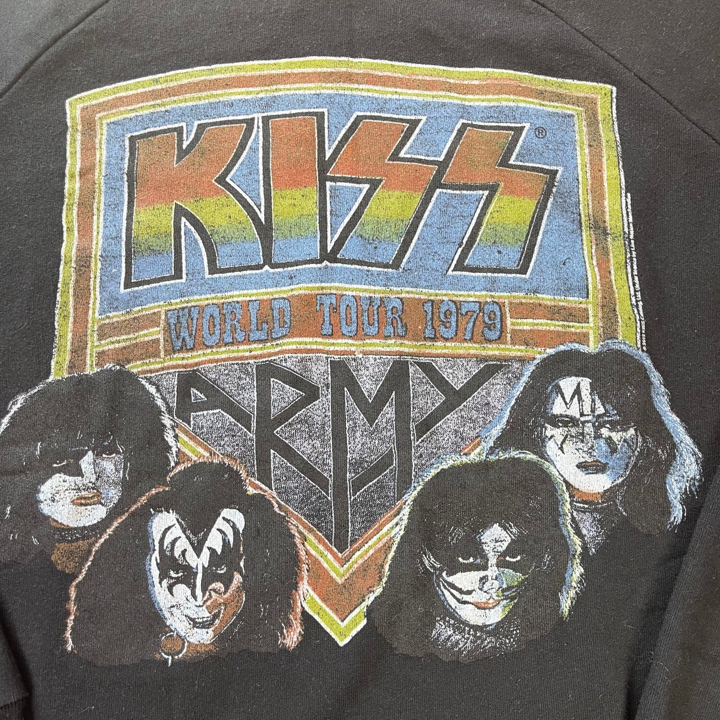 THRIFTED KISS LIGHT SWEATER