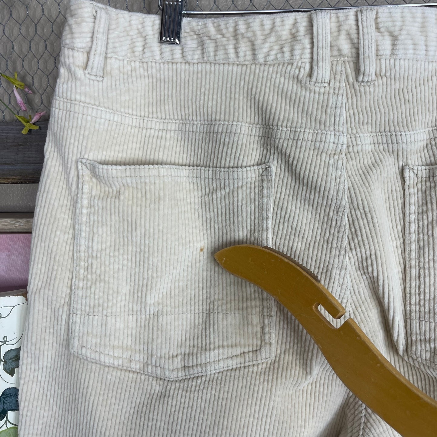 THRIFTED QUIKSILVER WATERMAN COLLECTION CORDUROY SHORTS