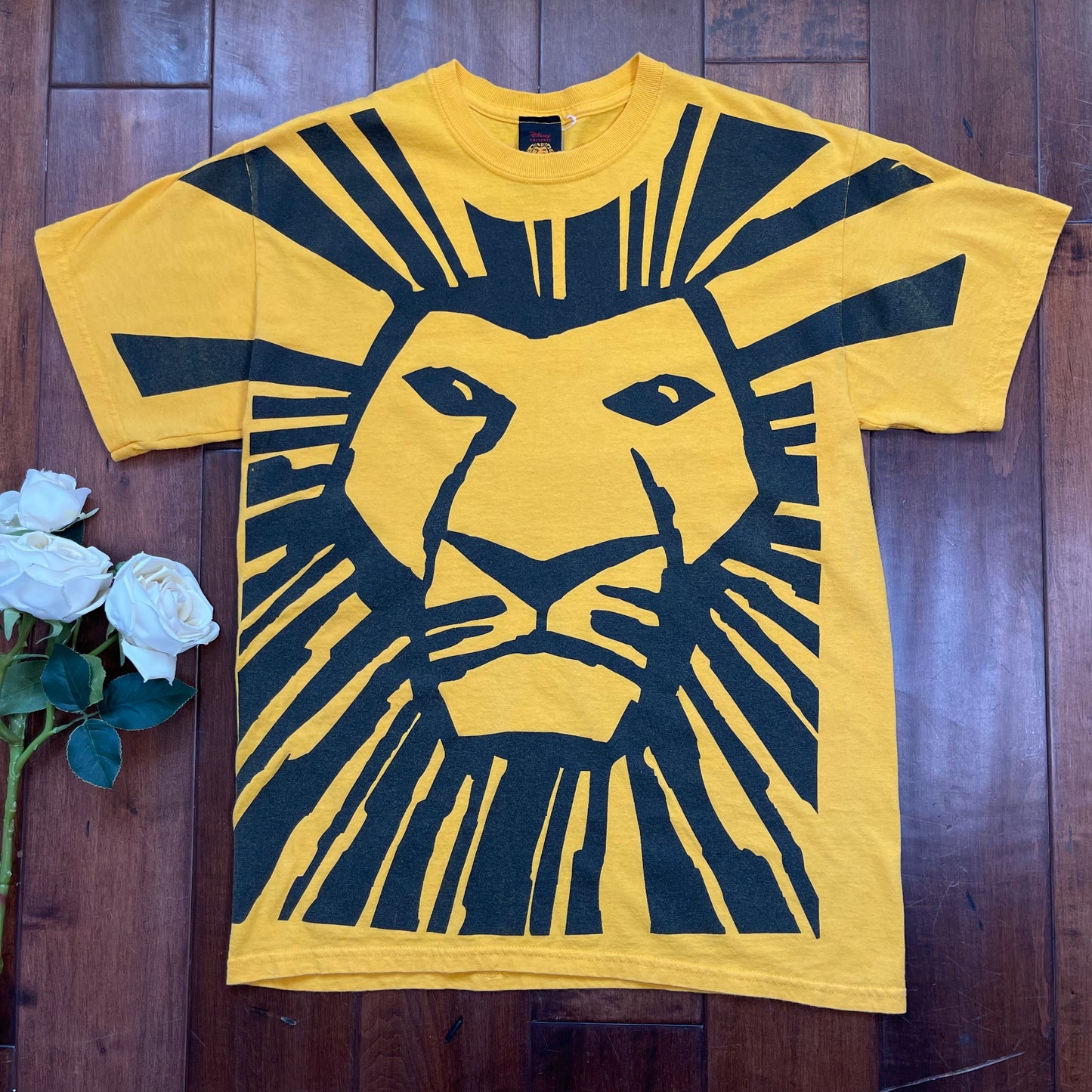 Vintage Y2K Disney The Lion King Broadway Musical T-Shirt