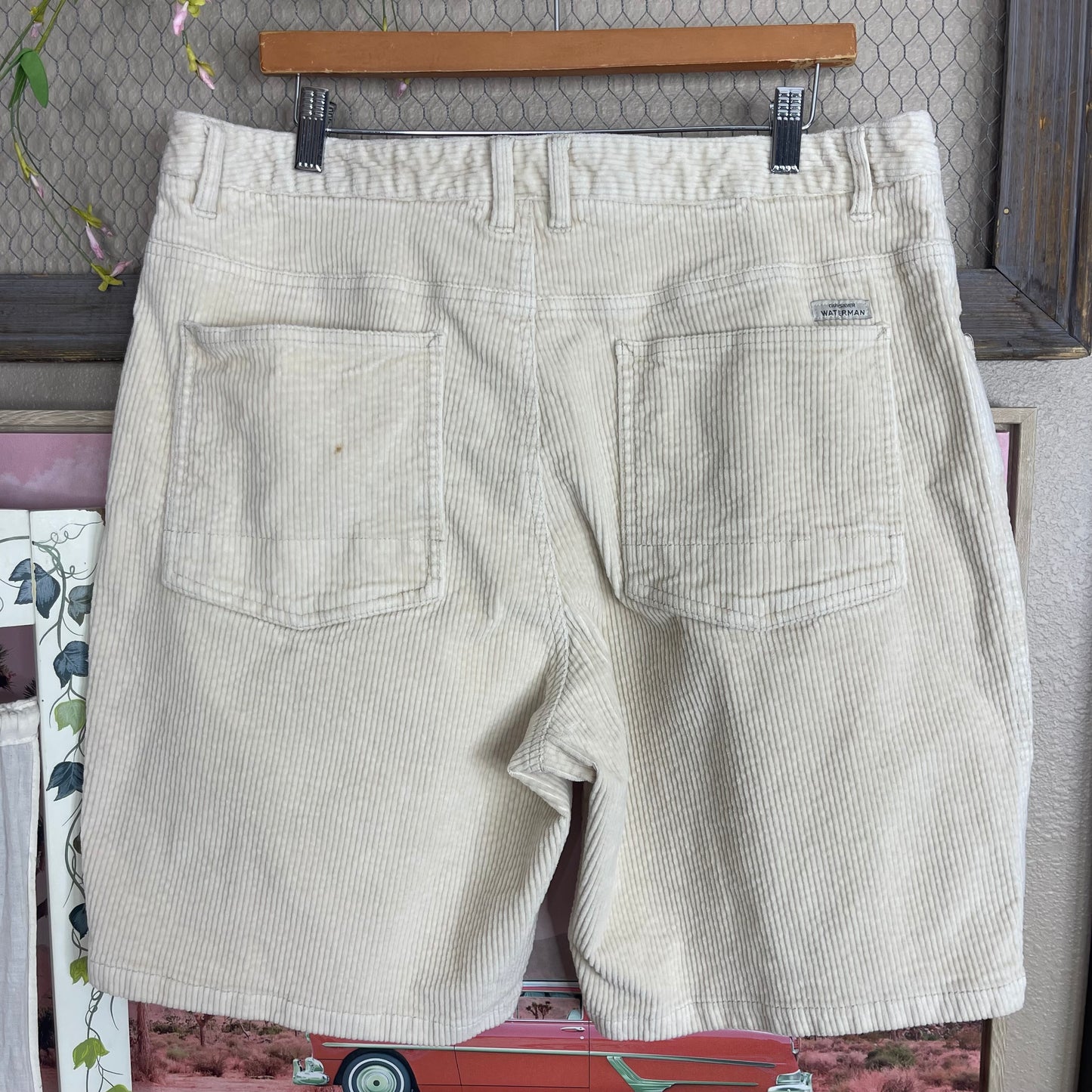 THRIFTED QUIKSILVER WATERMAN COLLECTION CORDUROY SHORTS