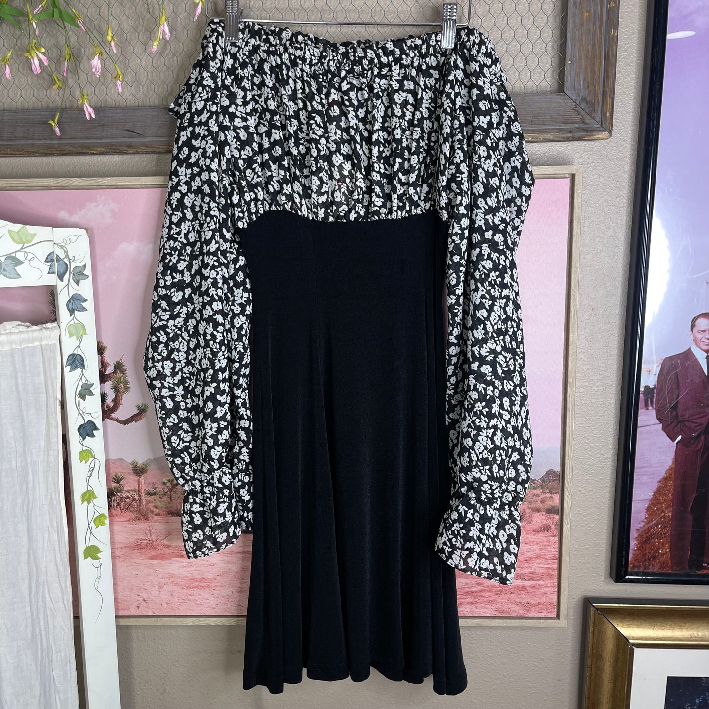 Vintage 90’s Carina Off-The-Shoulder Mini Dress