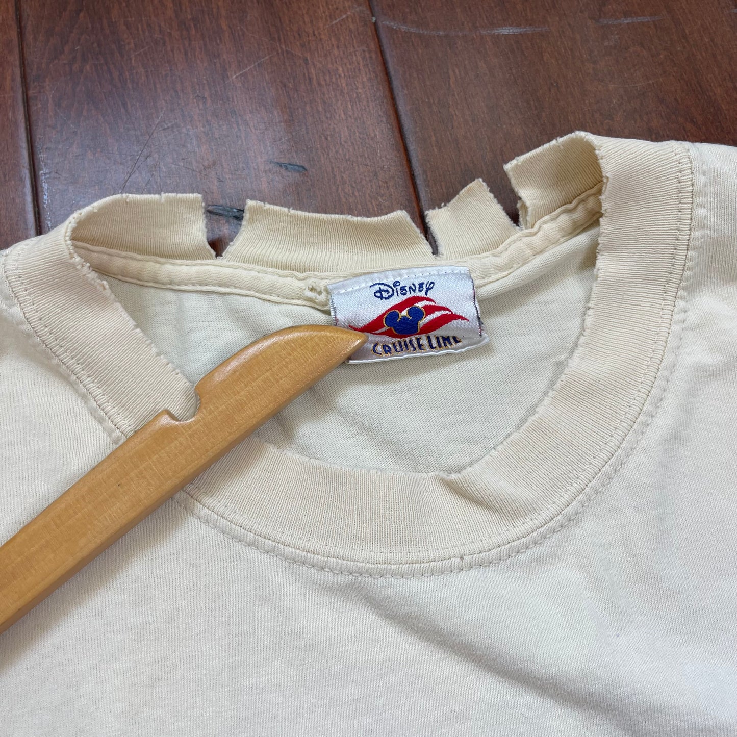 Vintage Y2K Disney Cruise Line Goofy T-Shirt