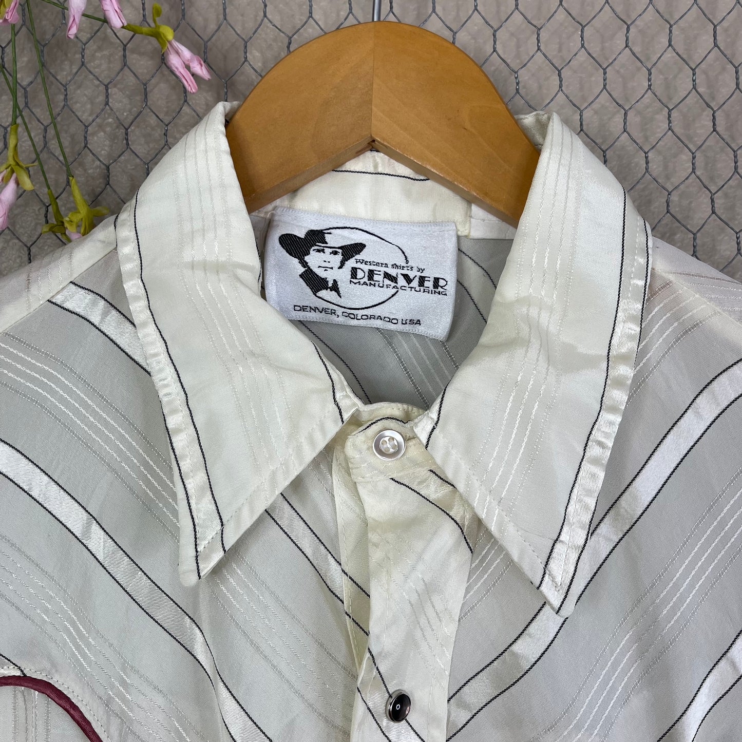 VINTAGE WESTERN BUTTON-UP