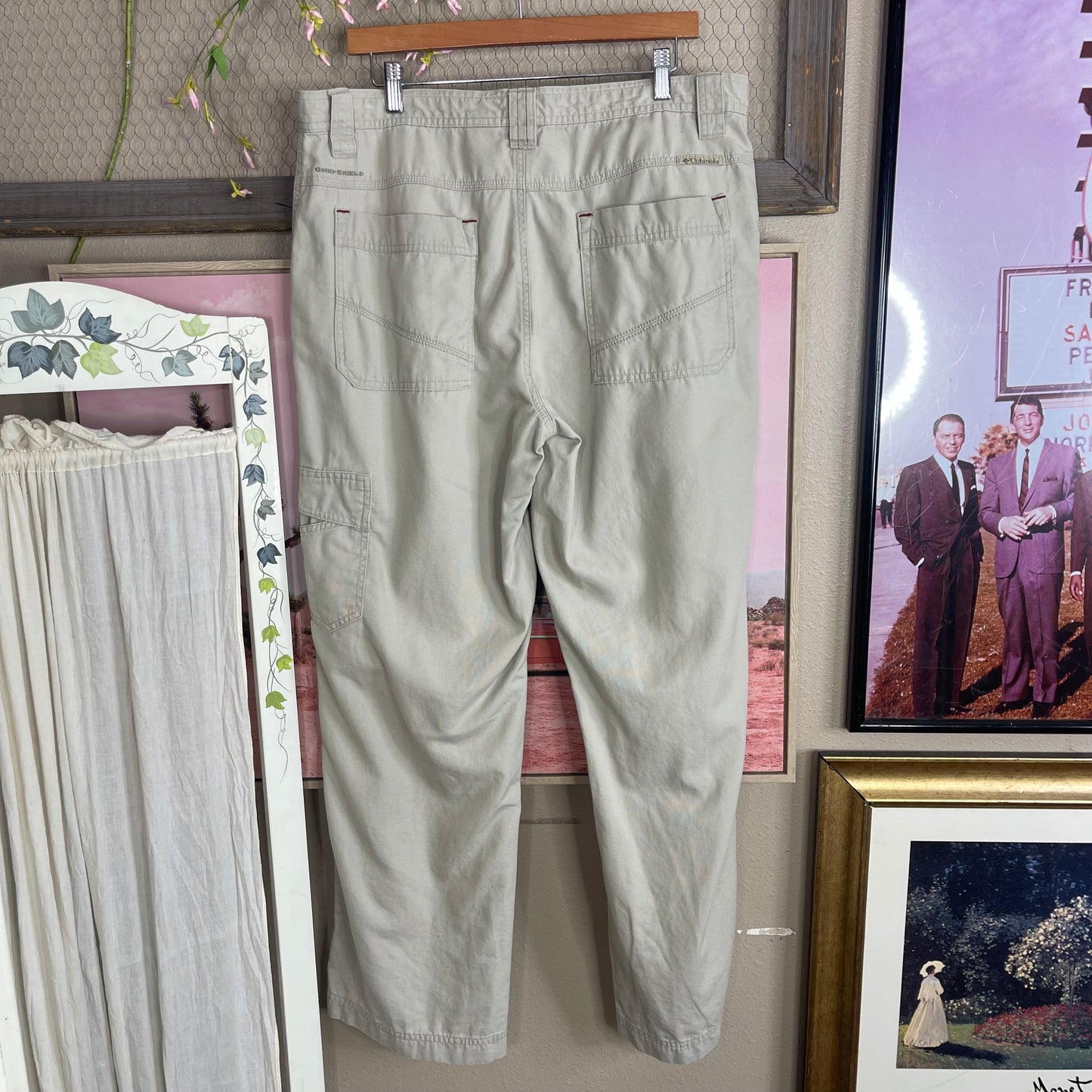 THRIFTED COLUMBIA SPORTSWEAR CARGO PANTS