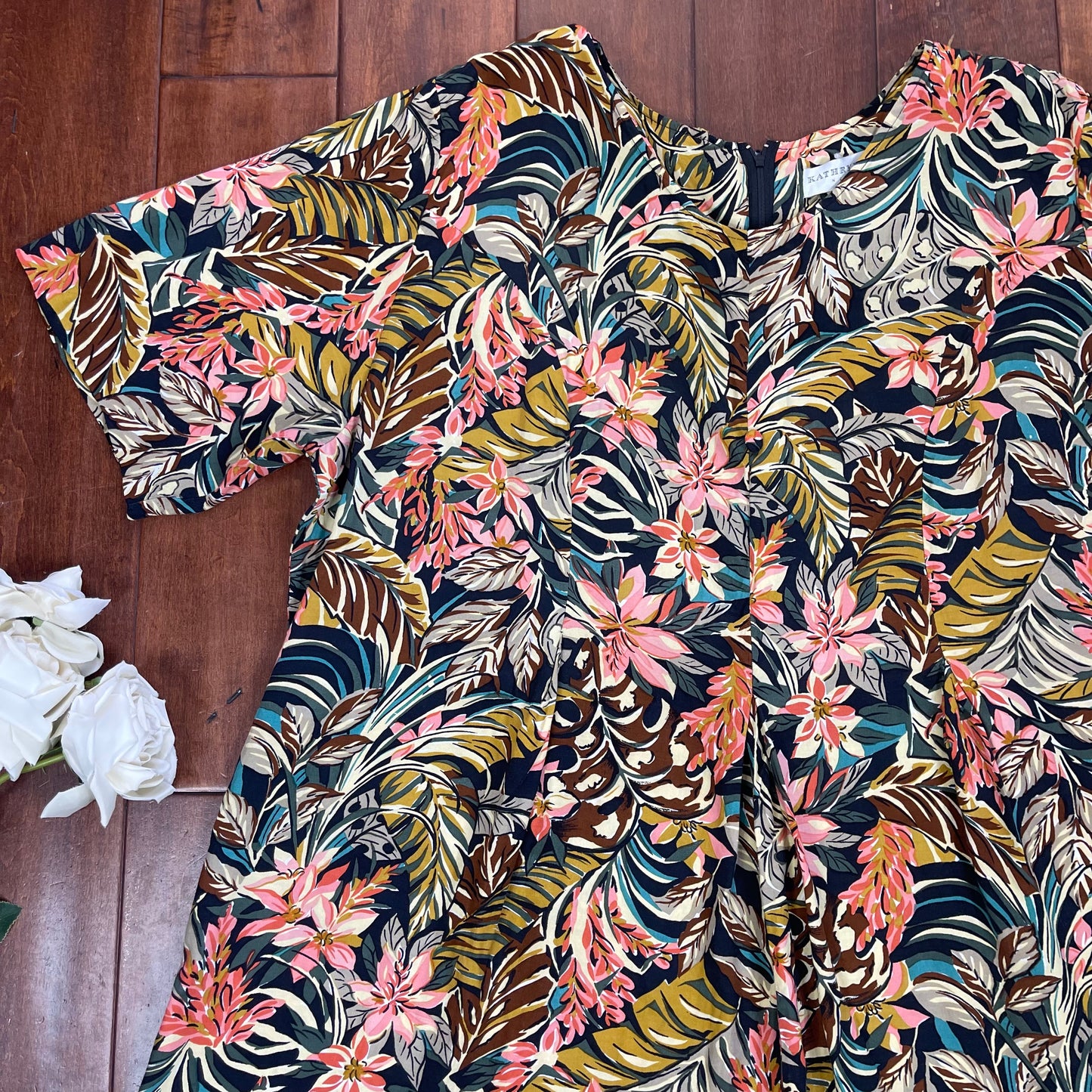 VINTAGE TROPICAL FLORAL ROMPER