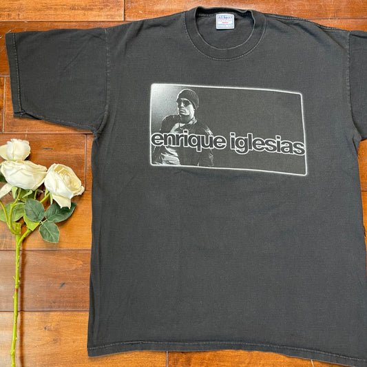 Vintage Y2K 2002 Enrique Iglesias T-Shirt