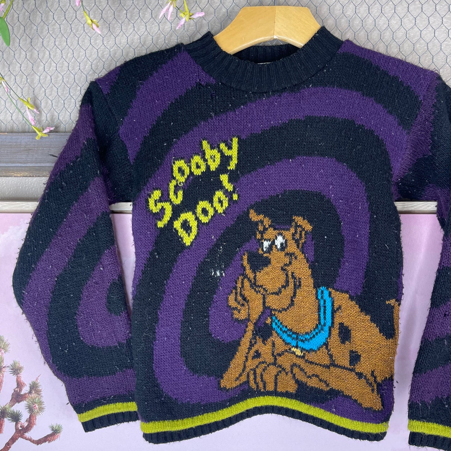 VINTAGE 1998 SCOOBY DOO! KID SWEATER