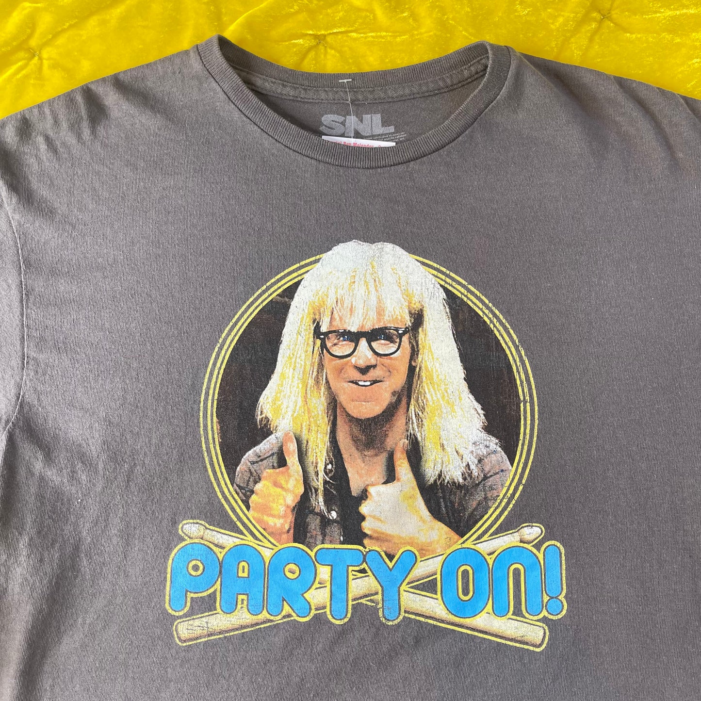 Vintage Y2K SNL “Party On” T-Shirt