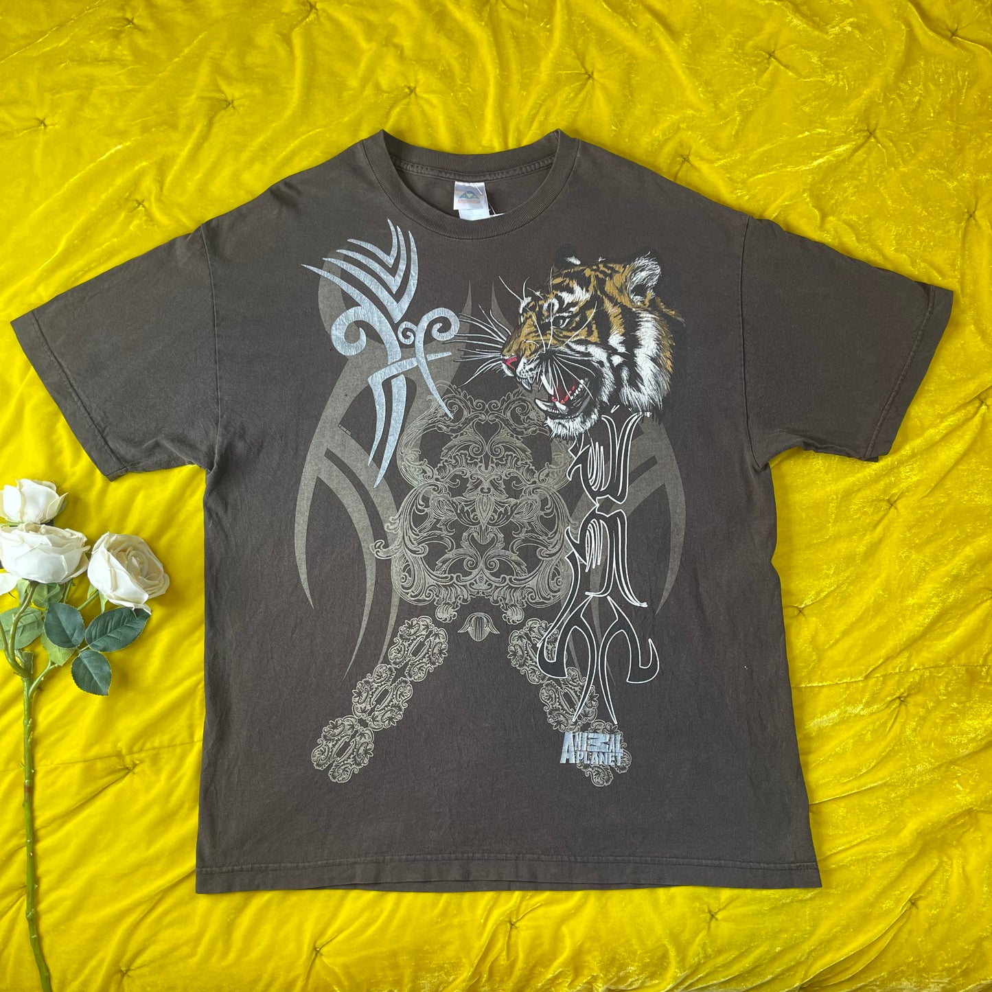 Vintage Y2K Animal Planet Tiger T-Shirt