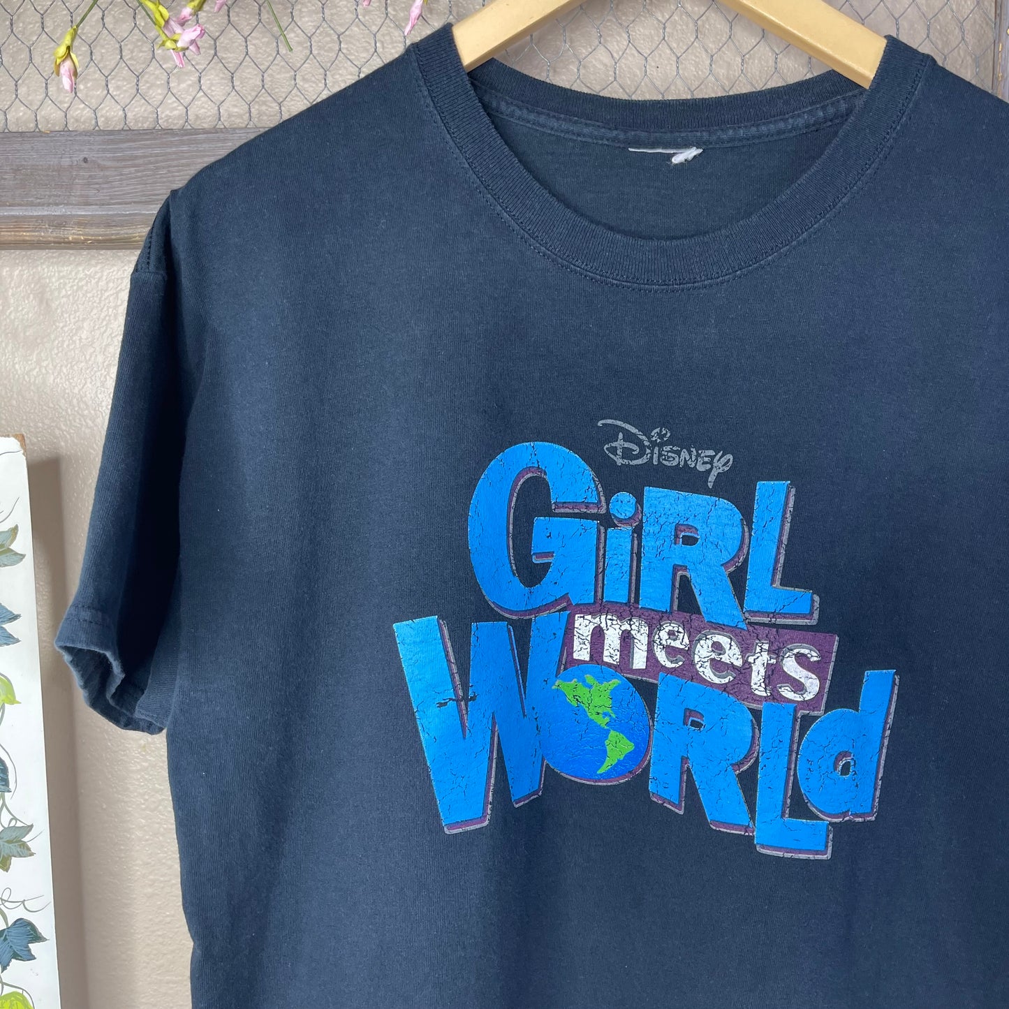 THRIFTED GIRL MEETS WORLD CREW T-SHIRT