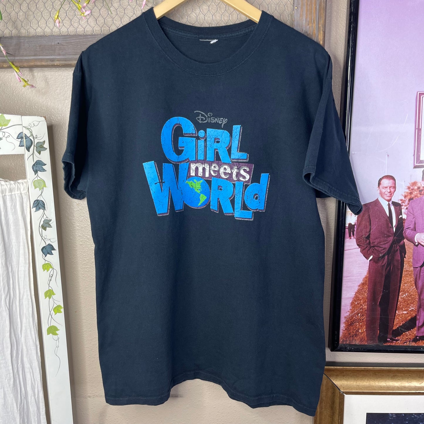 THRIFTED GIRL MEETS WORLD CREW T-SHIRT