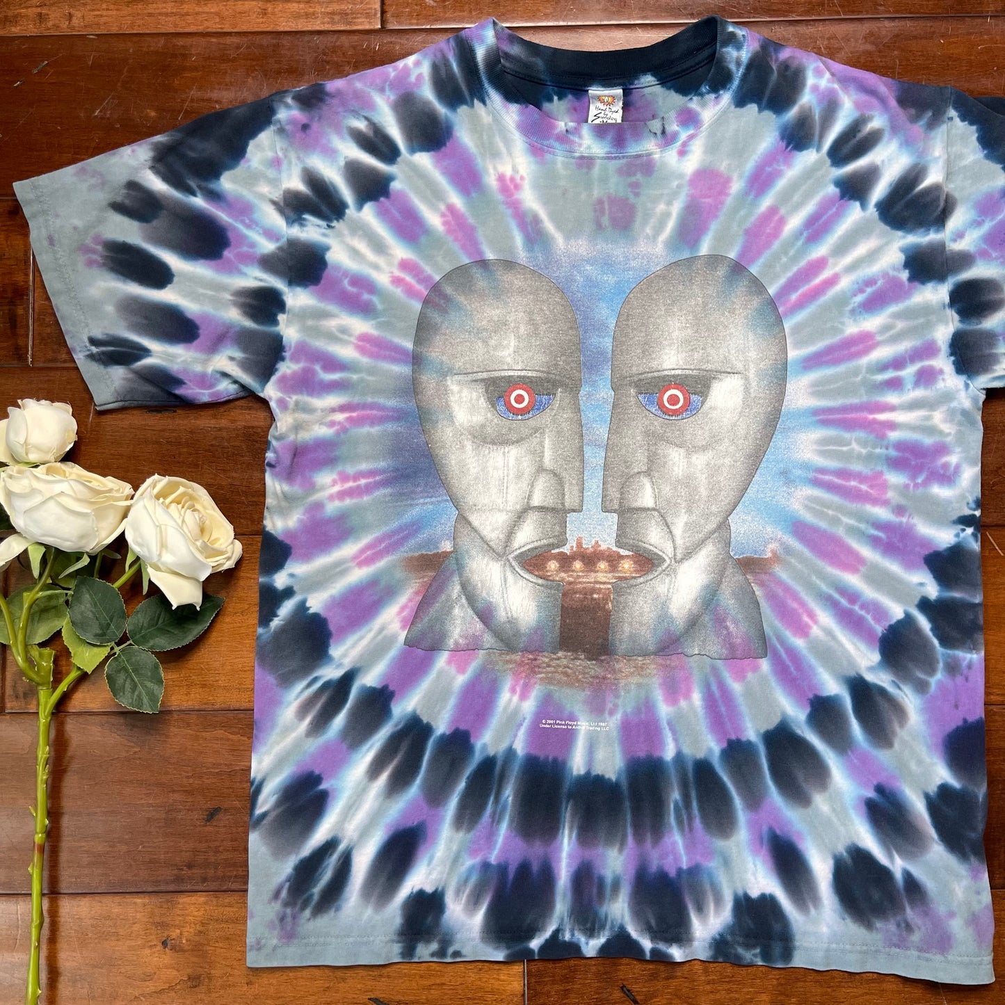 Vintage Y2K 2001 Pink Floyd T-Shirt