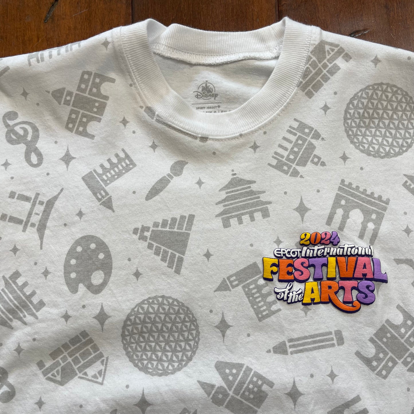 Thrifted Disney Parks EPCOT Festival Of The Arts 2024 Figment Spirit Cut-Up Jersey