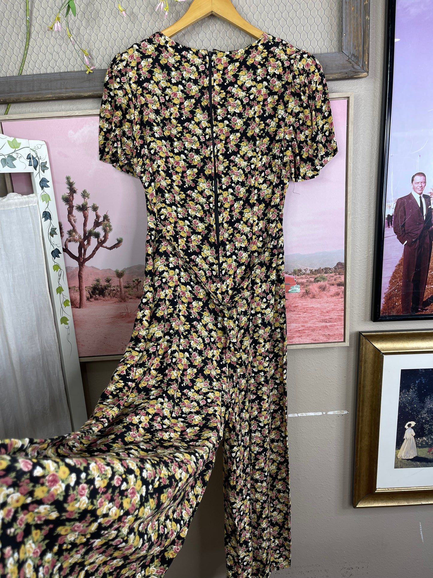 VINTAGE 90’S WHIMSY FLORAL JUMPSUIT