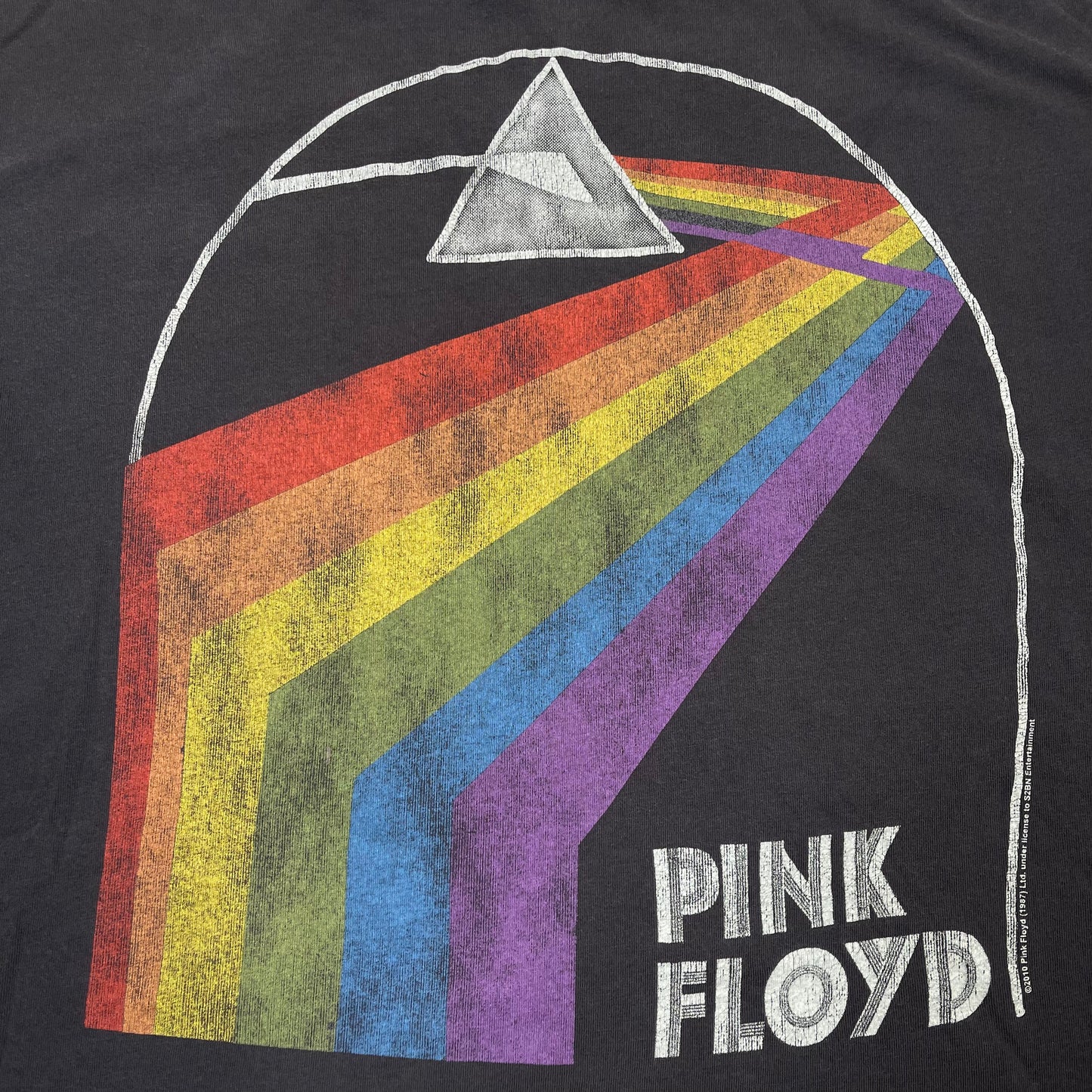 THRIFTED “PINK FLOYD” T-SHIRT