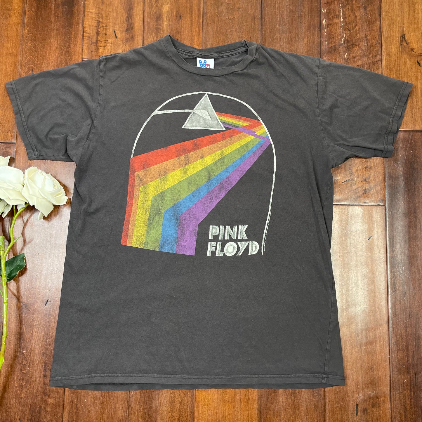 THRIFTED “PINK FLOYD” T-SHIRT