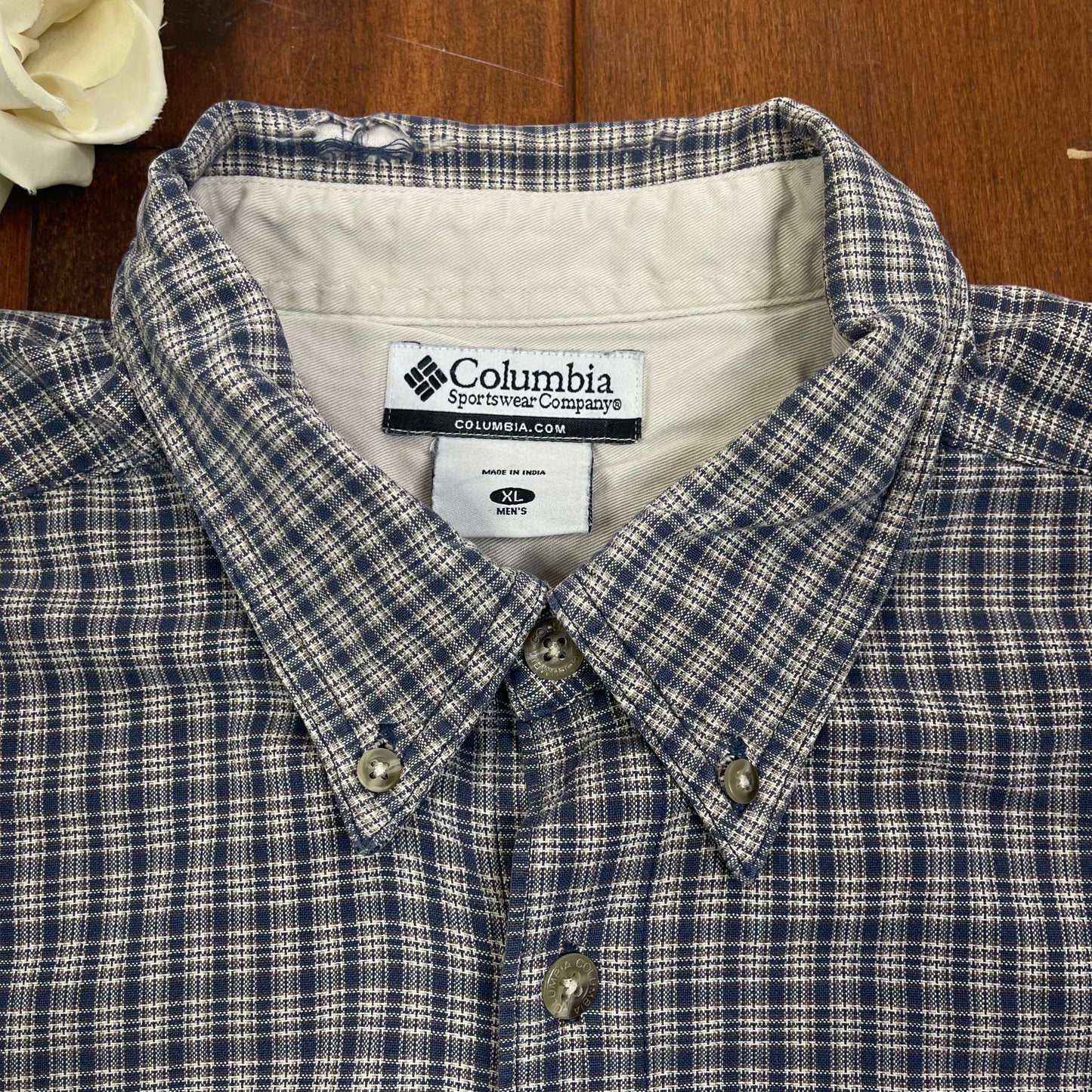 THRIFTED COLUMBIA BUTTON-UP