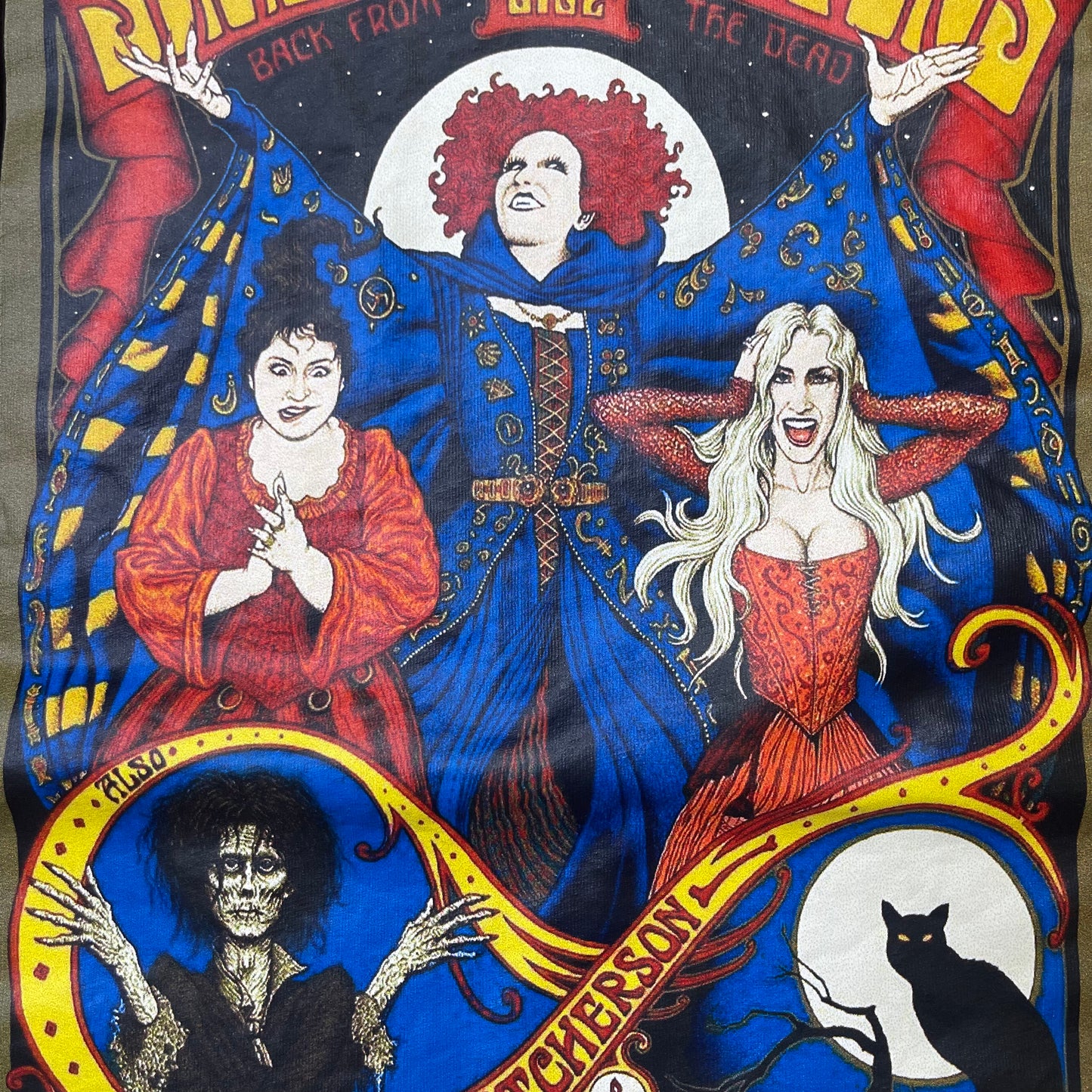 THRIFTED “SANDERSON SISTERS” T-SHIRT