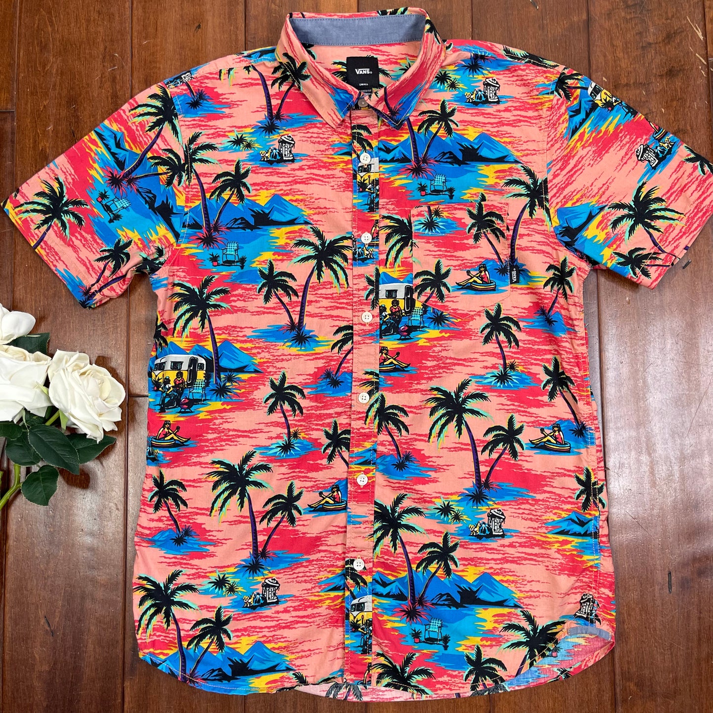 THRIFTED VANS VACATION BUTTON-UP