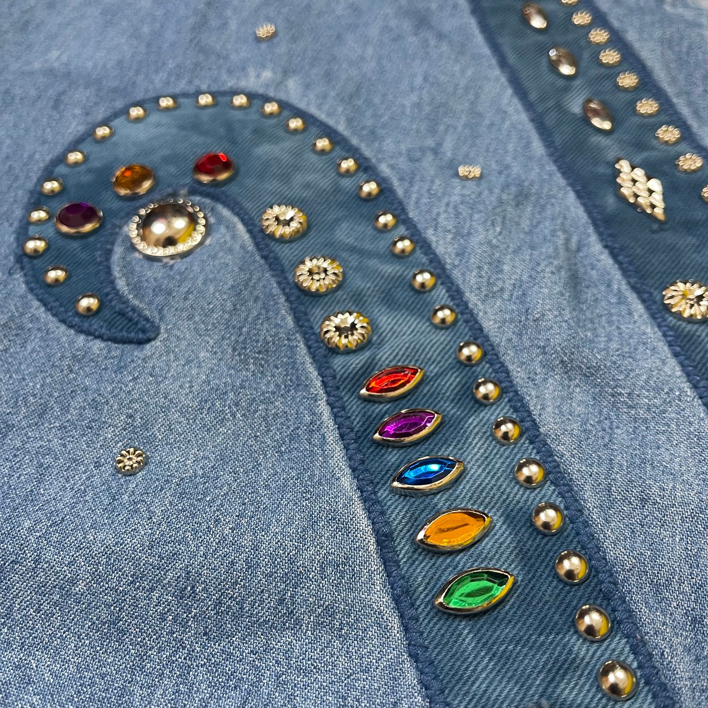 VINTAGE 80’S DENIM RHINESTONE BUTTON-UP