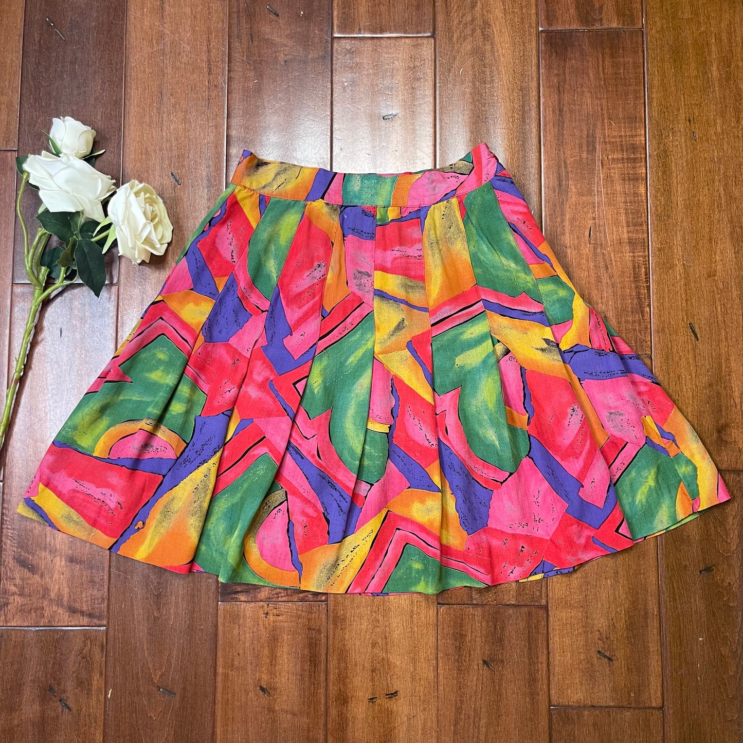 VINTAGE Y2K ABSTRUCT FLOWY SKIRT