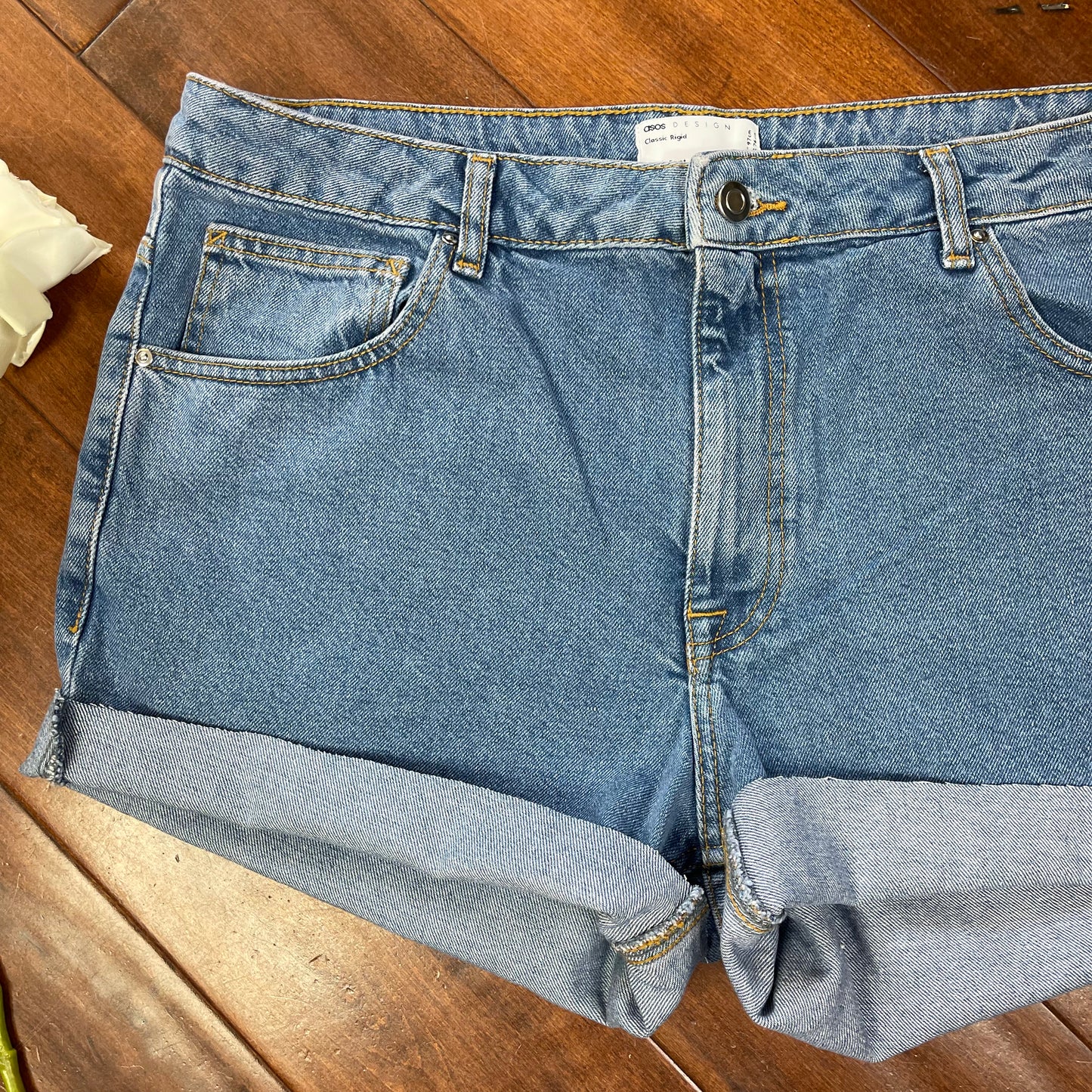 Cut up short jeans discount
