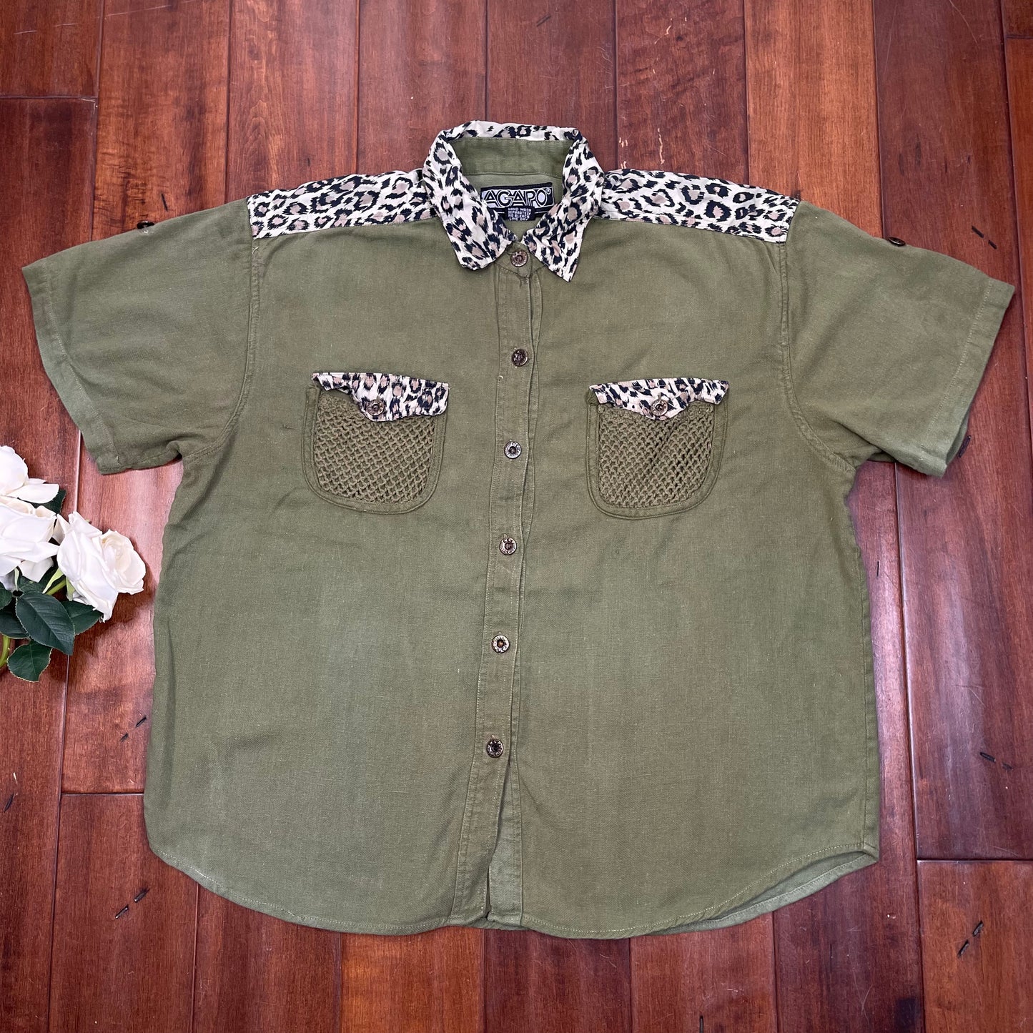 VINTAGE CHEETAH PRINT BUTTON-UP