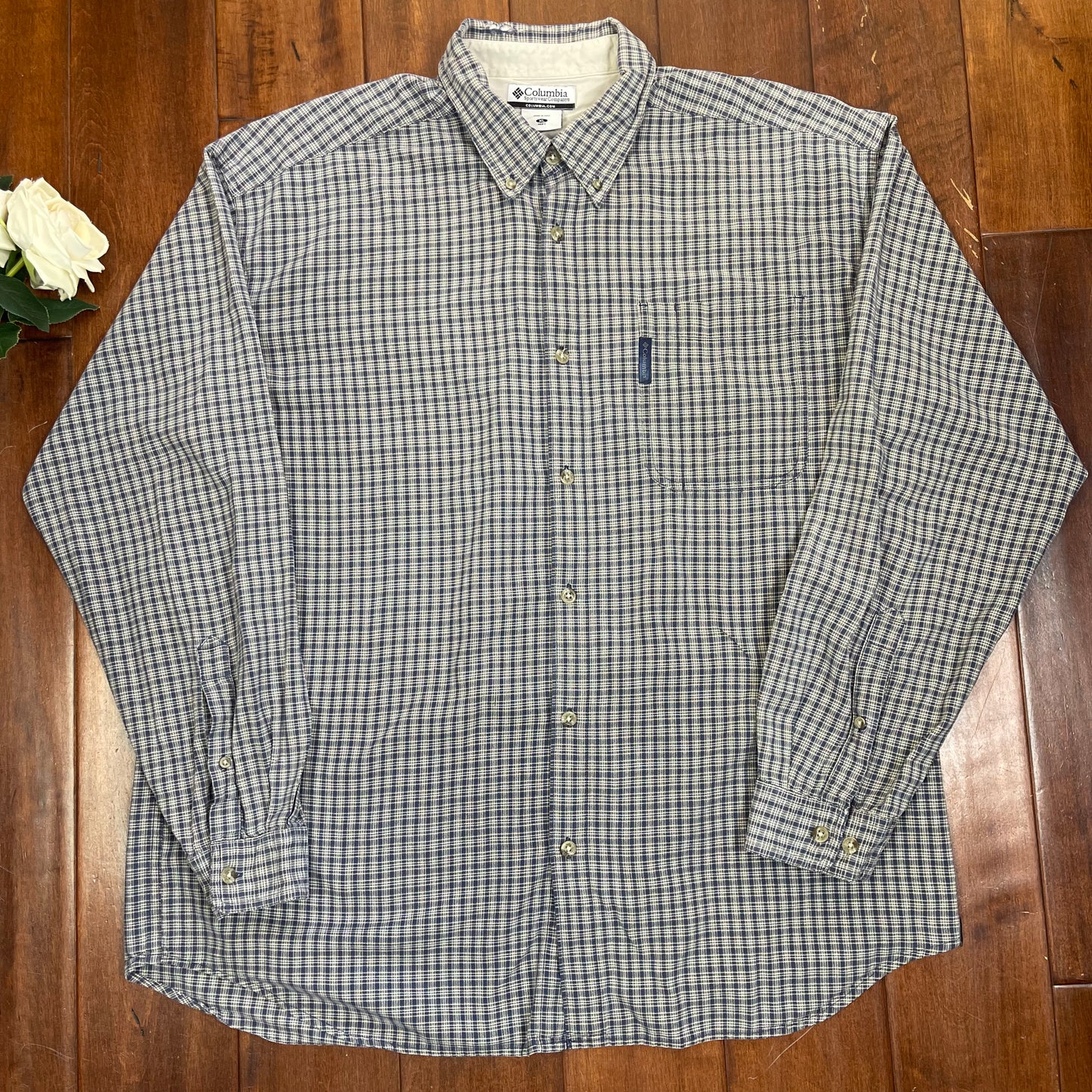 THRIFTED COLUMBIA BUTTON-UP