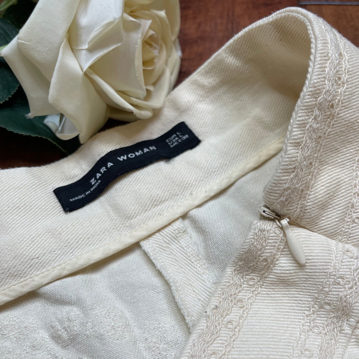 THRIFTED ZARA HIGH-WAISTED EMBROIDERED CREAM SHORTS