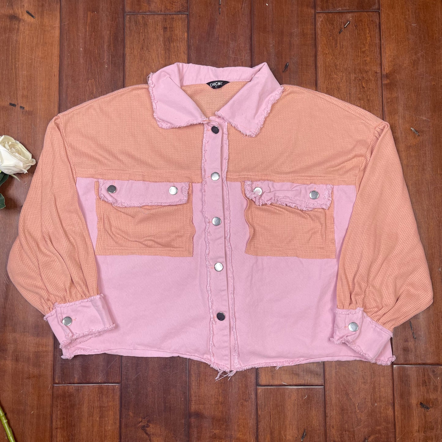 THRIFTED PINK CROPPED BUTTON-UP