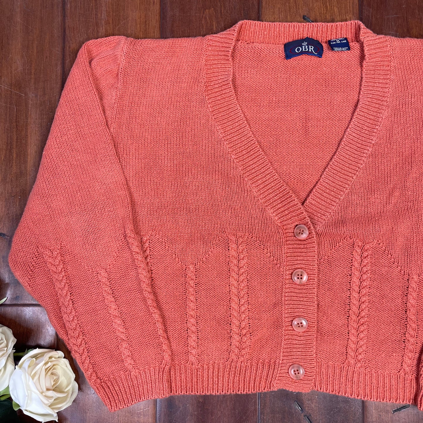 VINTAGE CROPPED BUTTON-UP CARDIGAN