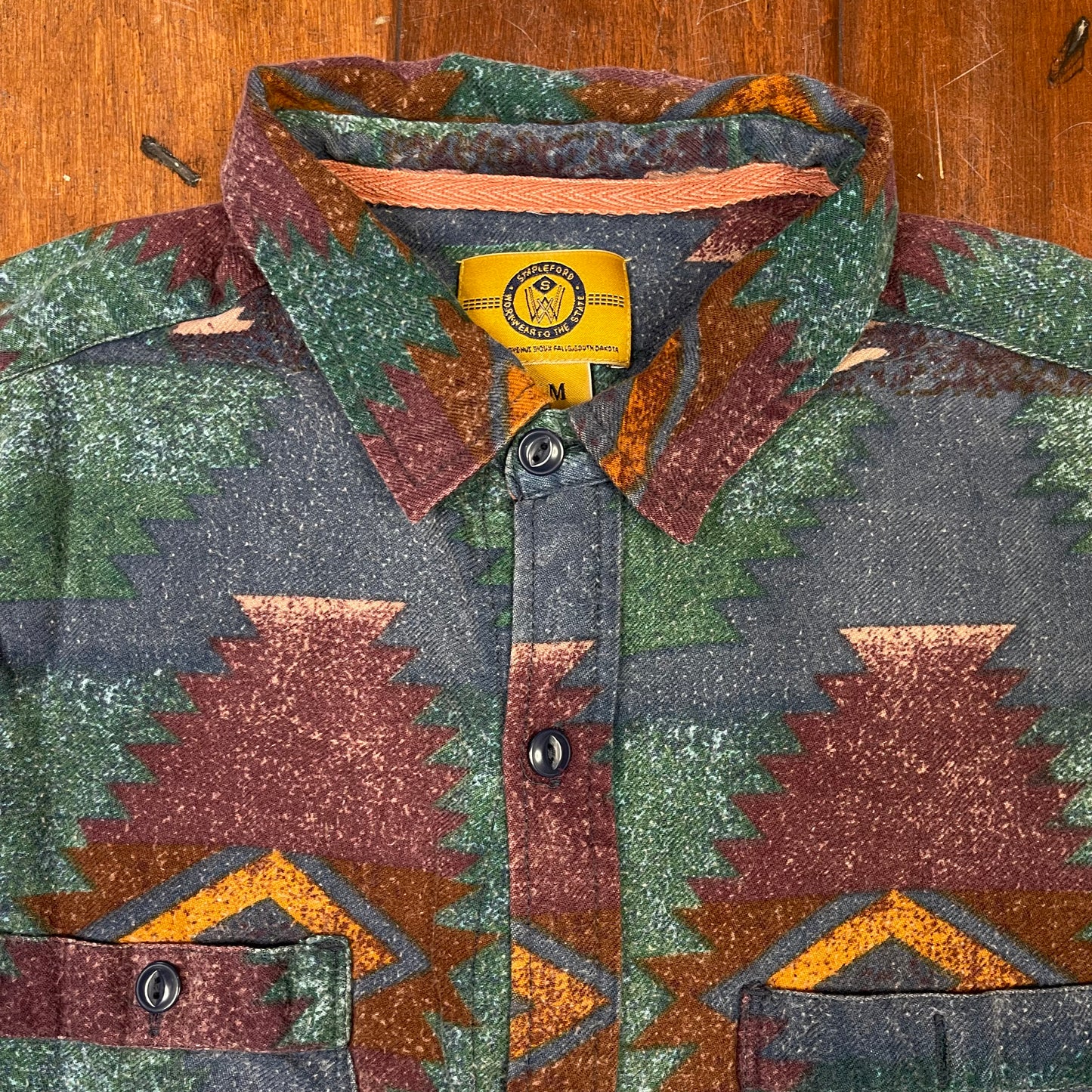 THRIFTED SOUTHWESTERN STYLE BUTTON-UP