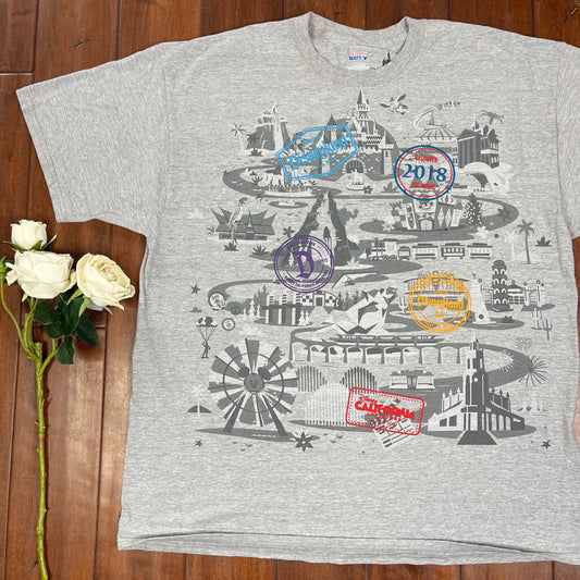 THRIFTED DISNEYLAND T-SHIRT