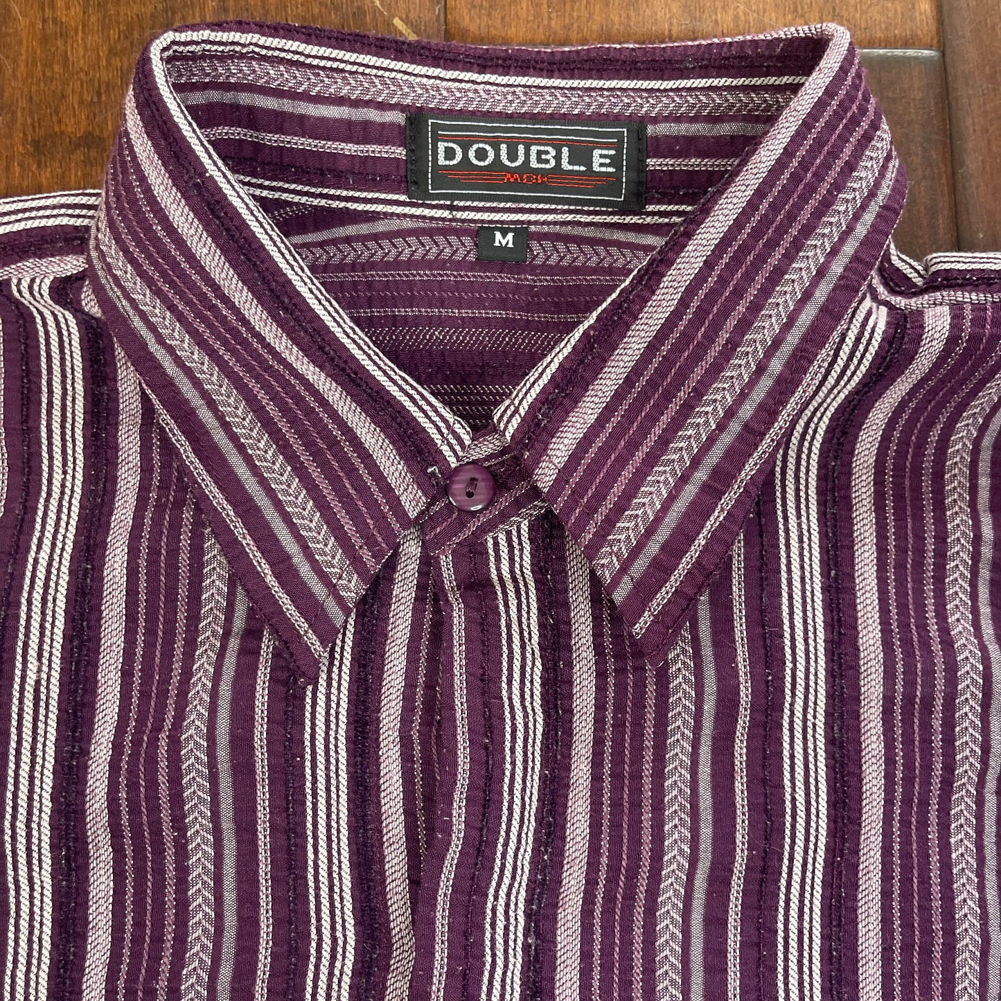 VINTAGE STRIPED BUTTON-UP